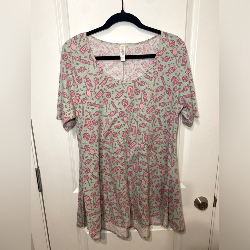 LulaRoe Pink Candy Perfect T T shirt